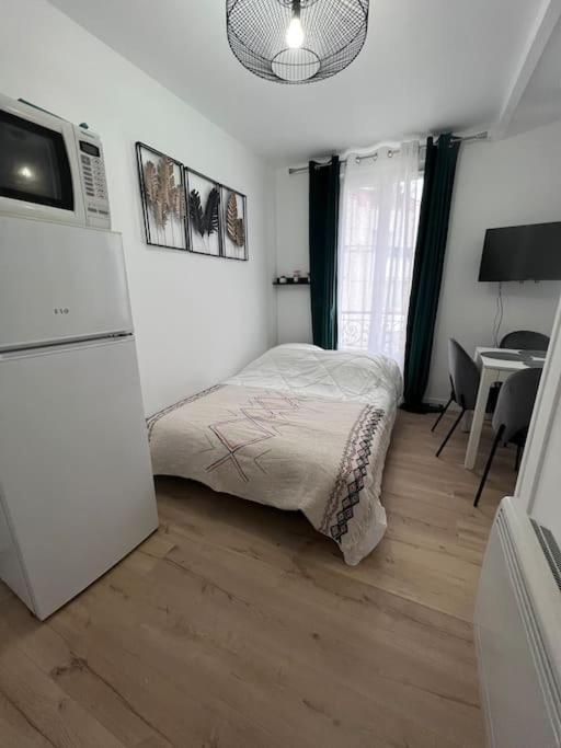 Studio A Deux Pas De Paris Appartement Levallois-Perret Buitenkant foto